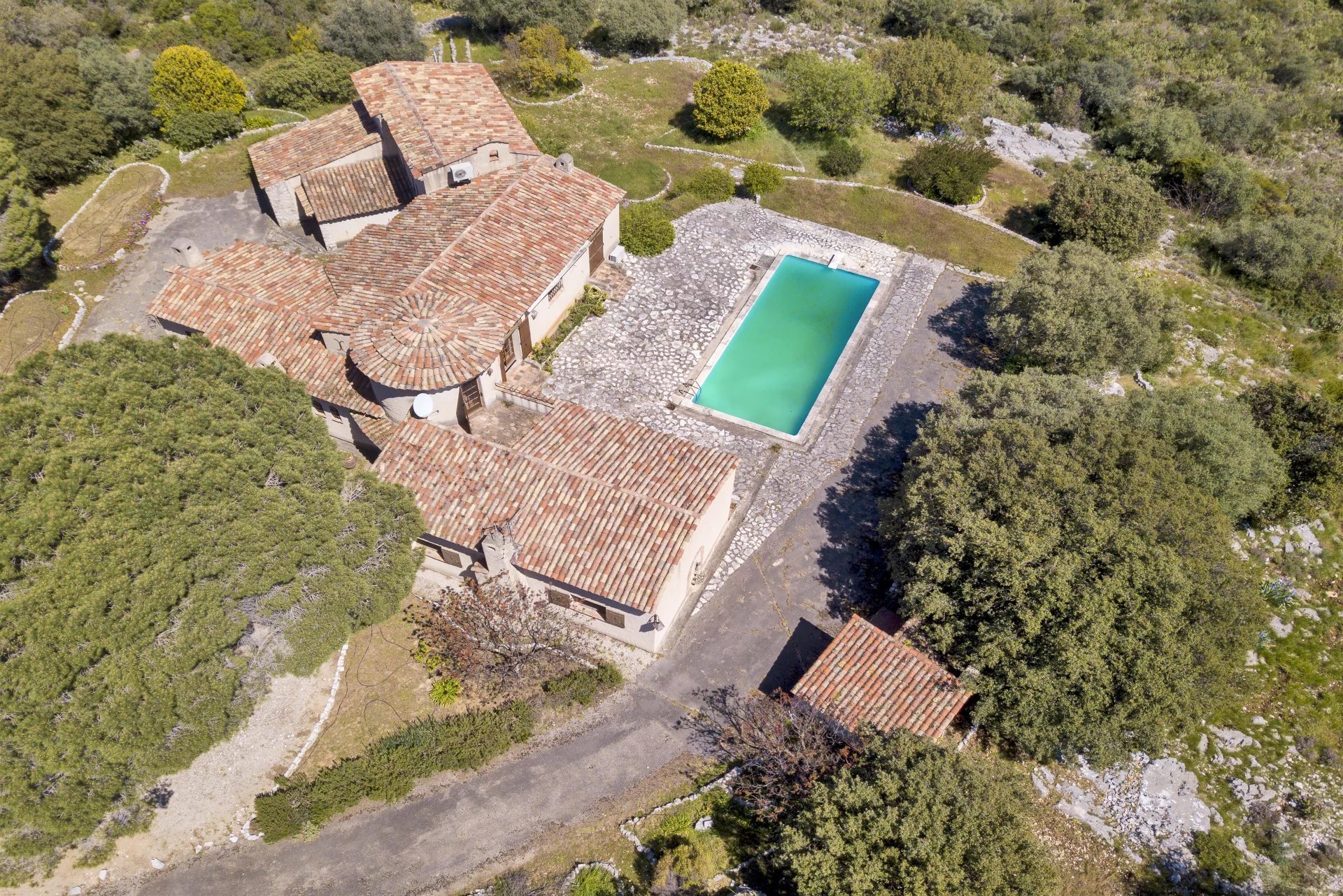 Maison à vendre, 350m², Roquefort-les-Pins