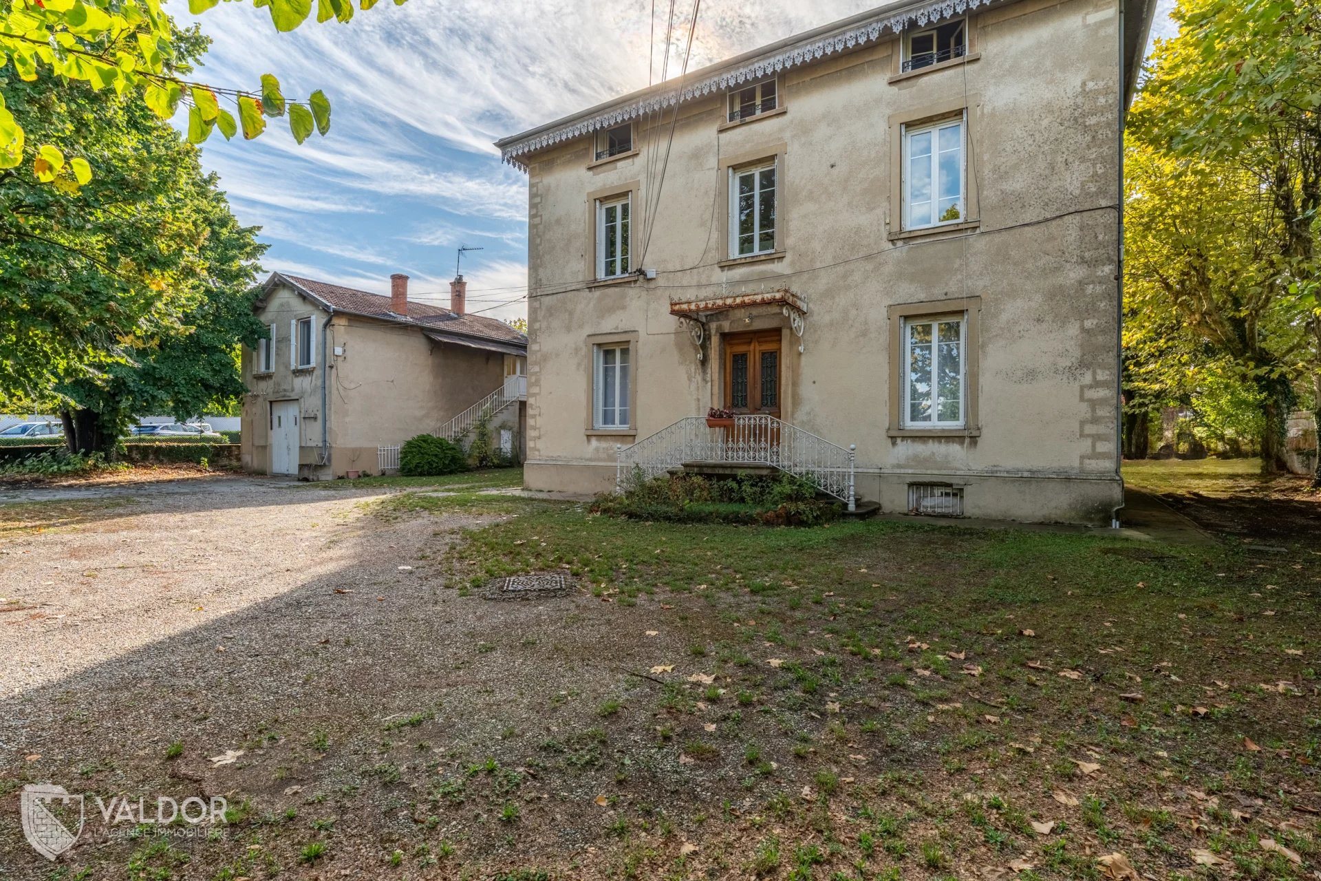 Maison à vendre, 450m², Sathonay-Camp