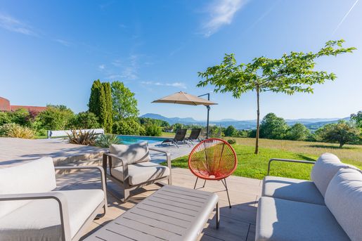 Maison 193 m² · à Saint-Martin-Bellevue · 193 m² · 1 190 000 €
