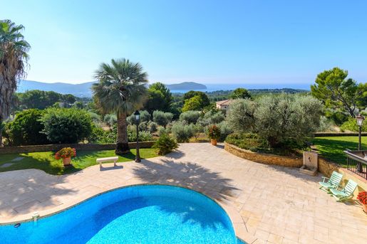 Maison 250 m² · à Gignac-la-Nerthe · 250 m² · 2 490 000 €