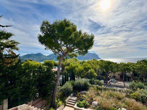 Maison 202 m² · à Cassis · 202 m² · 3 950 000 €