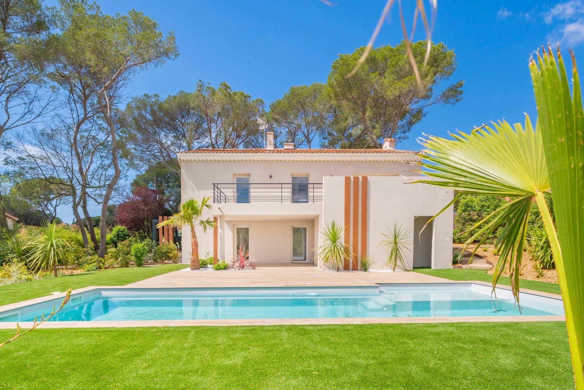 Maison à vendre, 185m², Saint-Raphaël