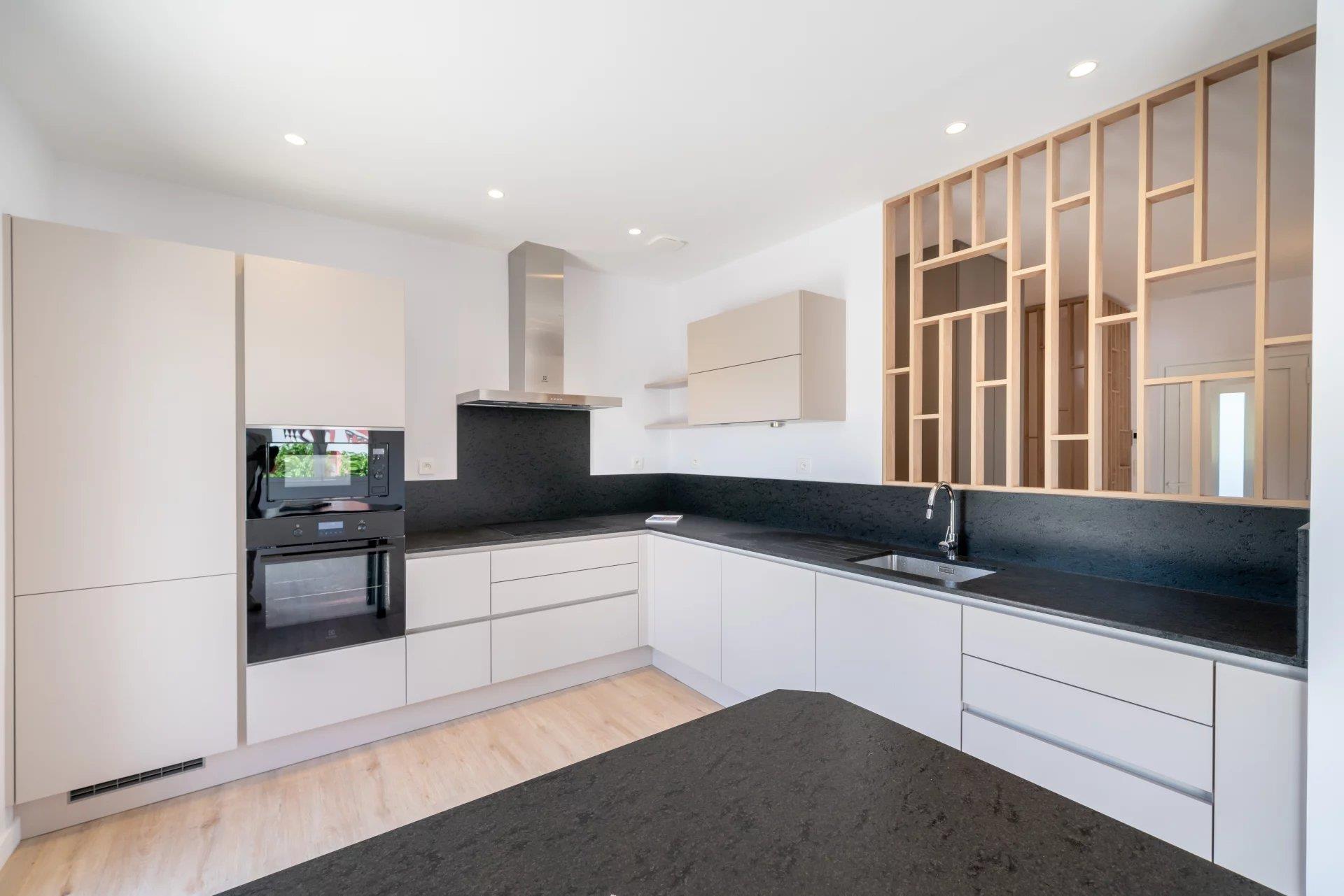 Maison à vendre, 185m², Saint-Raphaël