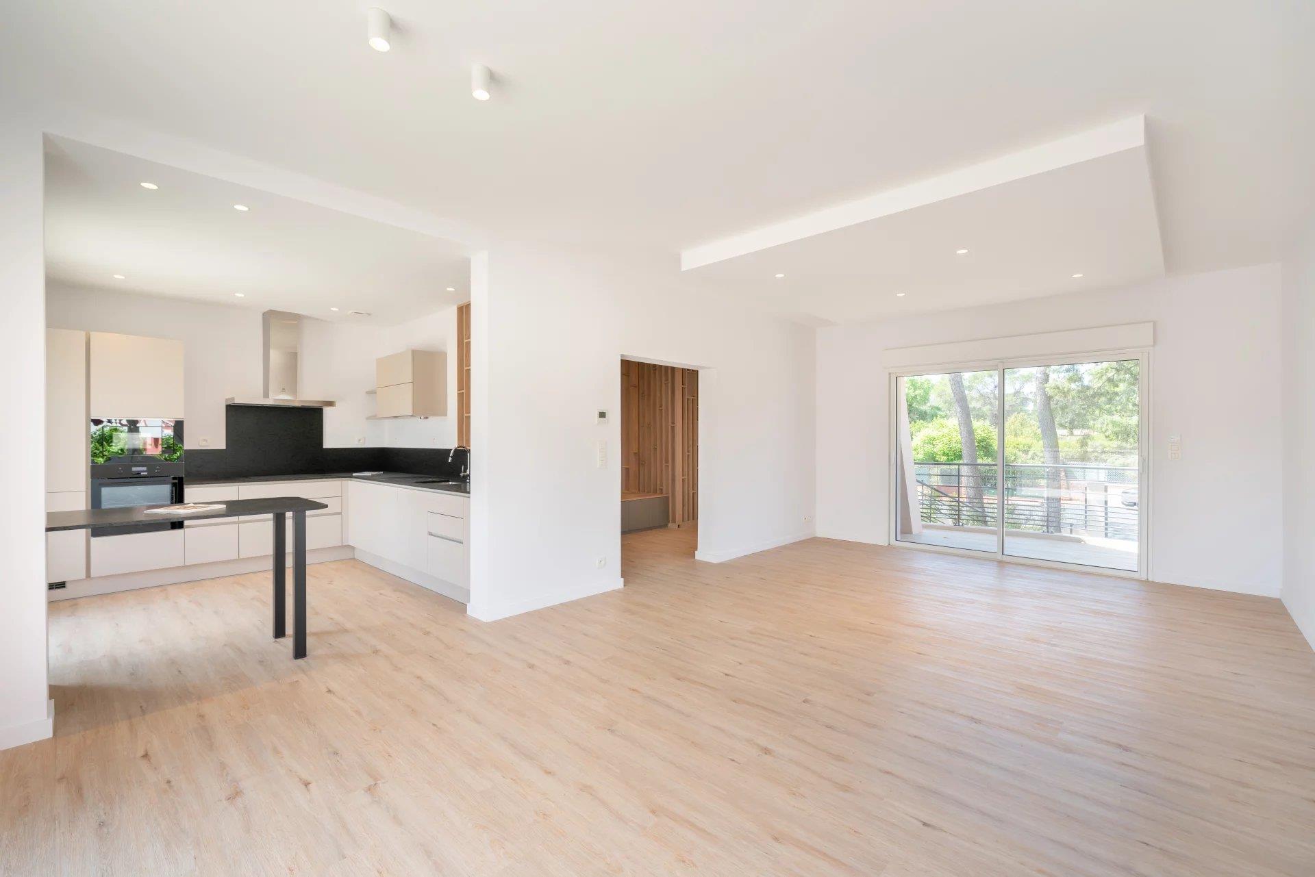 Maison à vendre, 185m², Saint-Raphaël