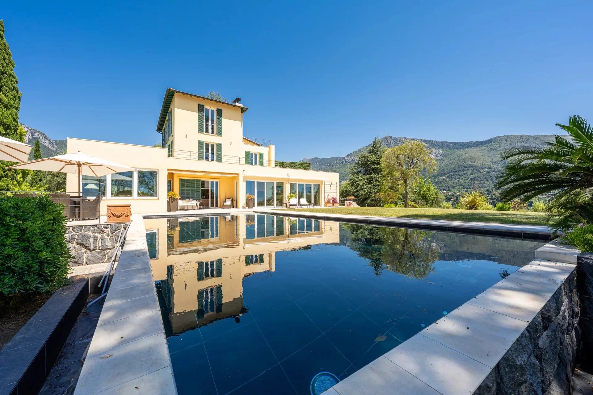 Maison à vendre, 366m², Menton