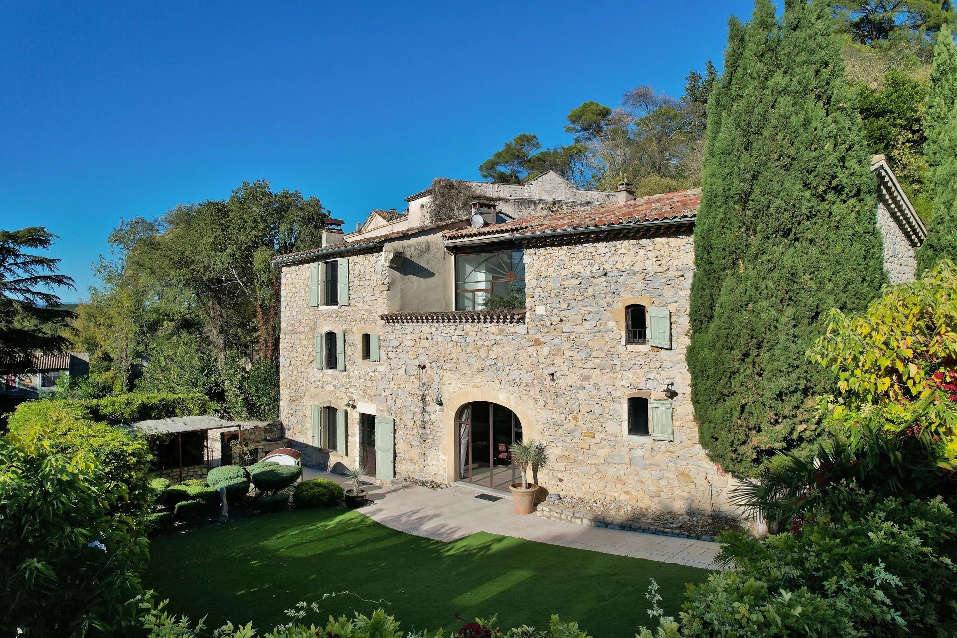 Maison à vendre, 330m², Uzès