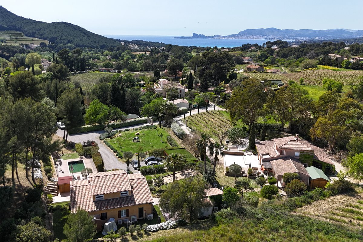 Maison à vendre, 420m², Saint-Cyr-sur-Mer