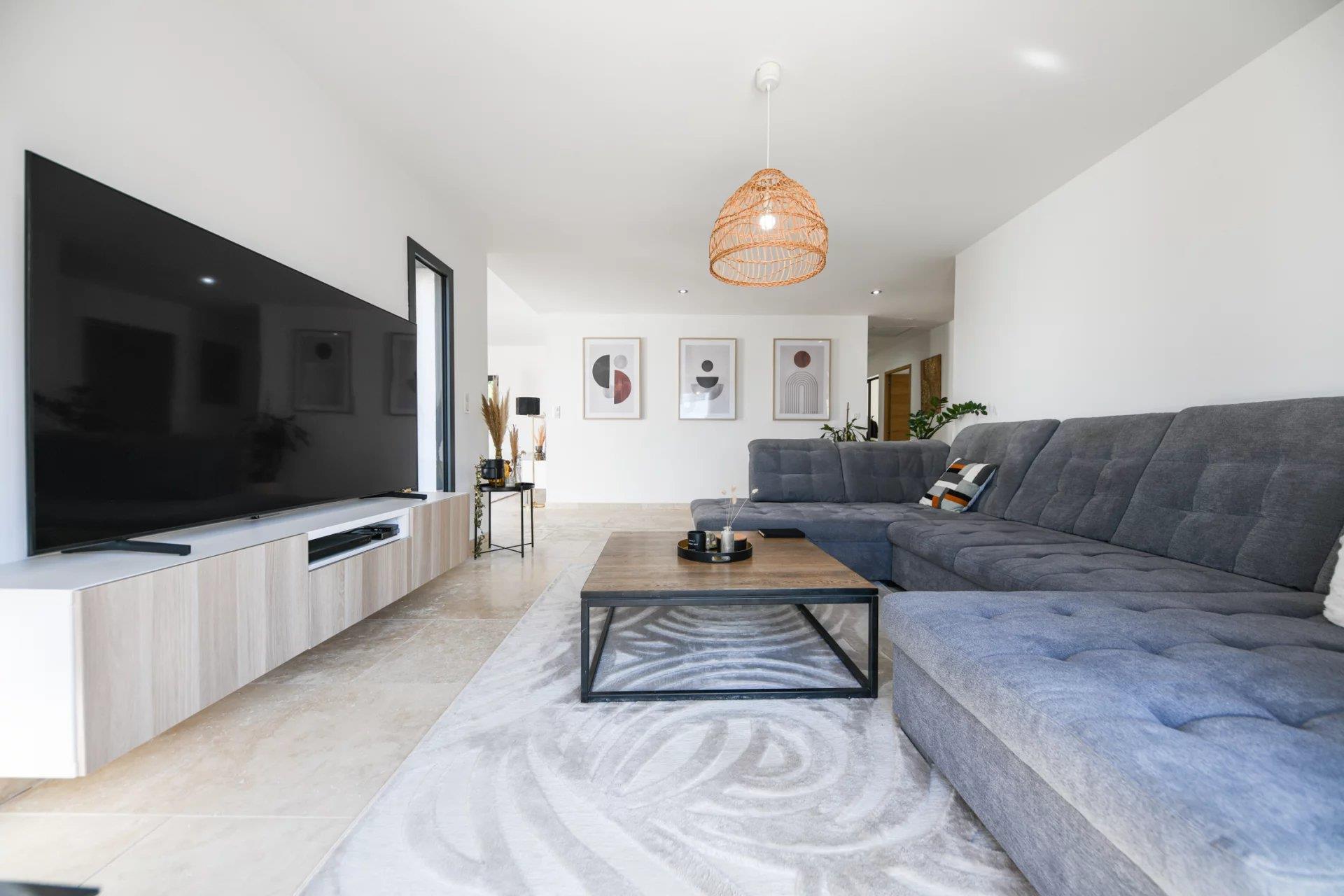 Maison à vendre, 222m², Uzès