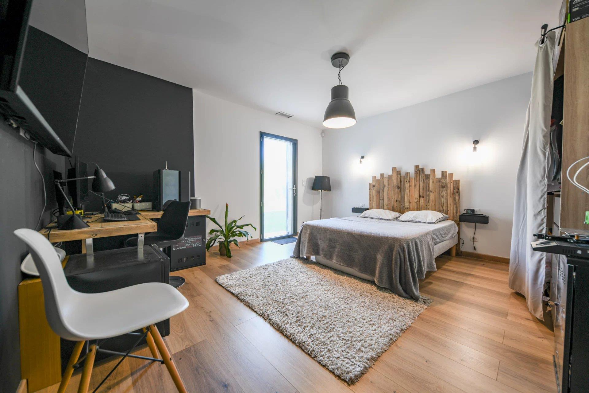 Maison à vendre, 222m², Uzès