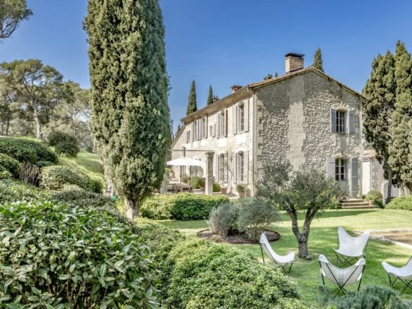 Maison à vendre, 232m², Saint-Etienne-du-Grès