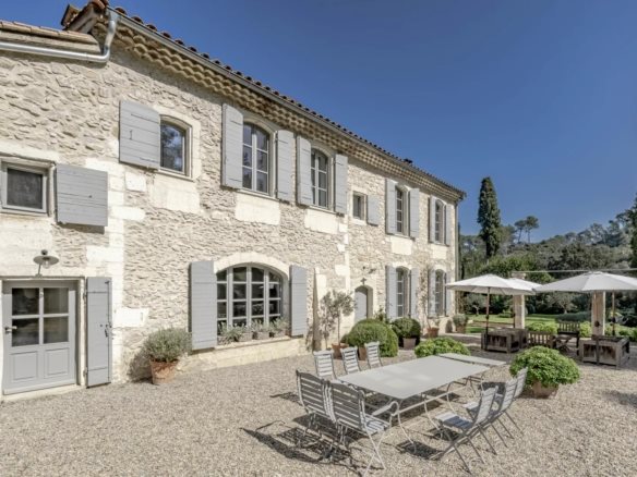 Maison à vendre, 232m², Saint-Etienne-du-Grès