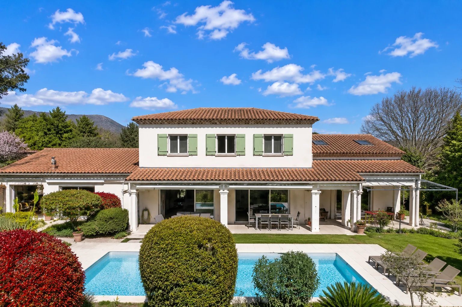 Maison à vendre, 248m², Roquefort-les-Pins