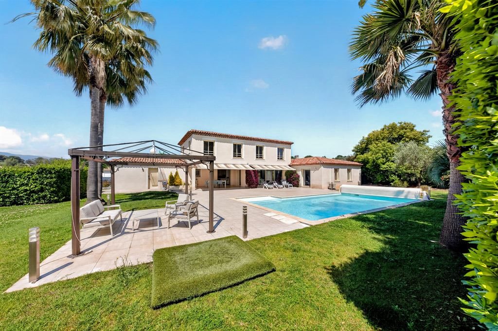 Maison à vendre, 223m², Mouans-Sartoux
