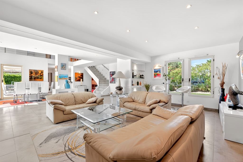 Maison à vendre, 223m², Mouans-Sartoux