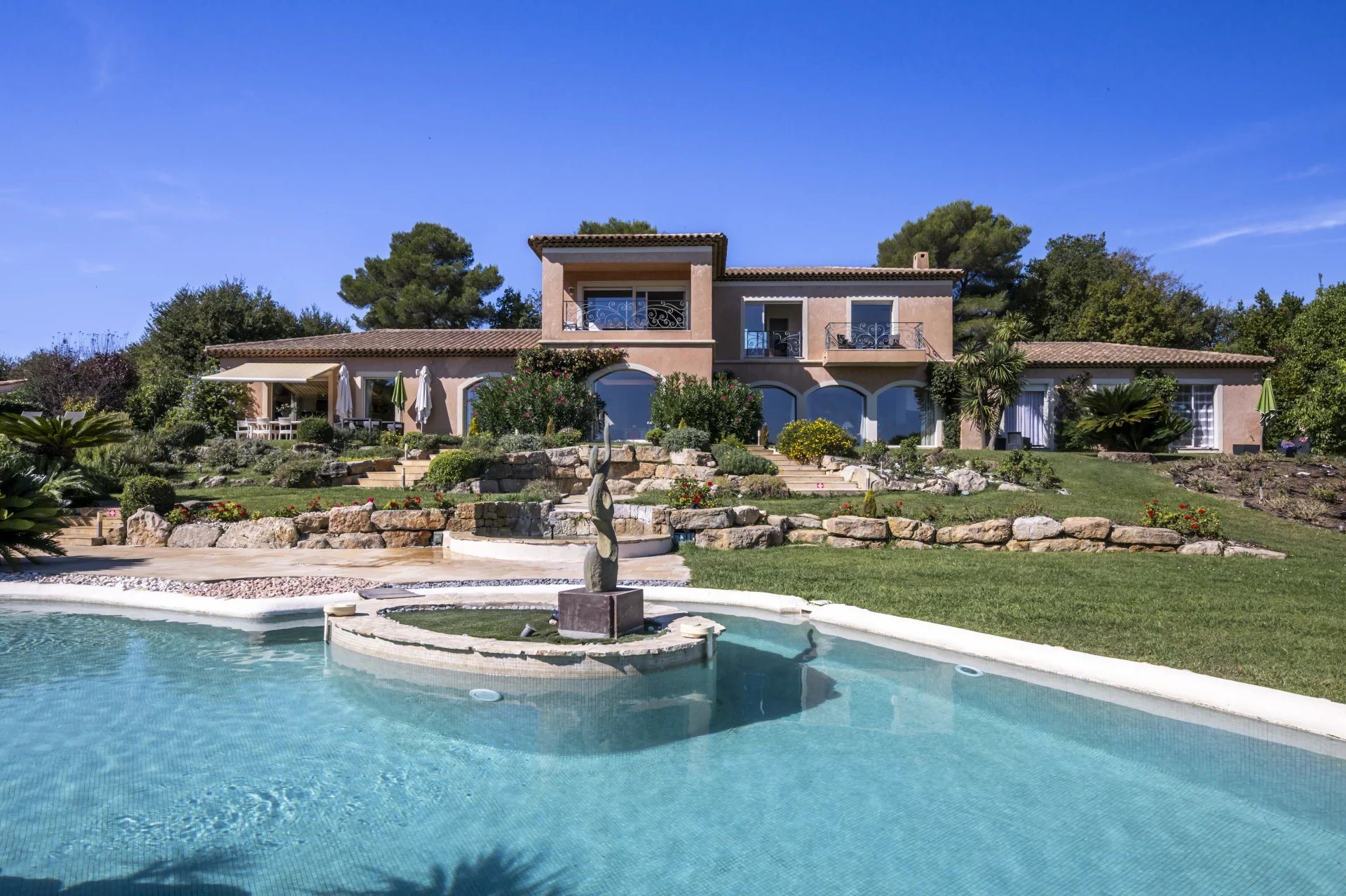 Maison à vendre, 570m², Mougins