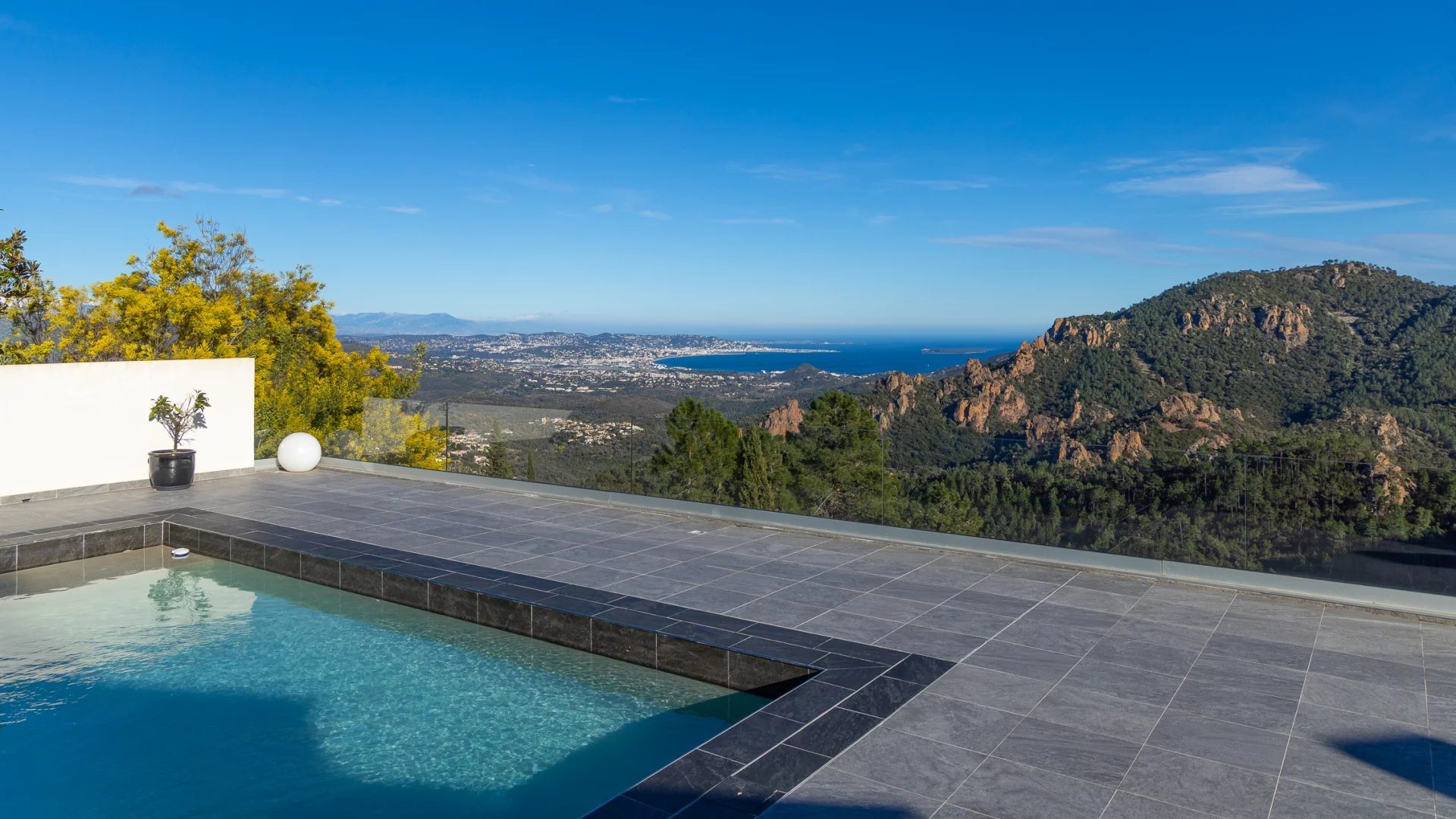 Maison à vendre, 161m², Fréjus
