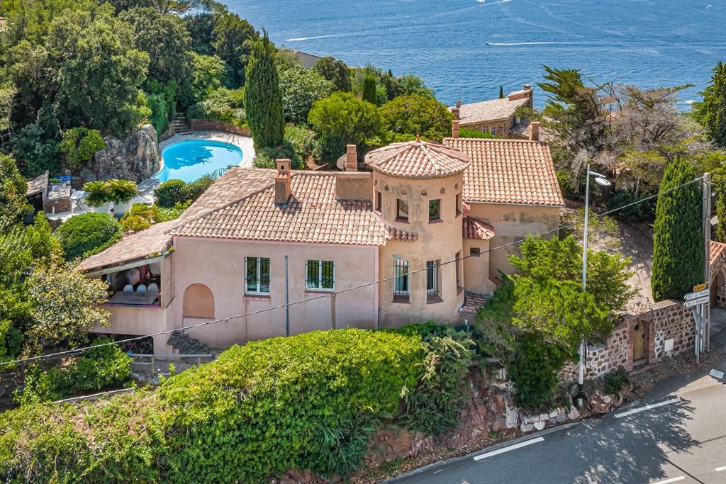Maison à vendre, 220m², Théoule-sur-Mer