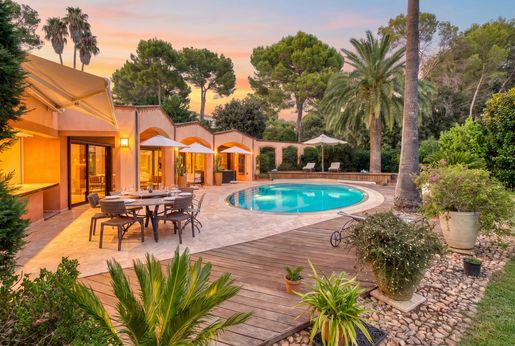 Maison 6 pièces 250 m² · à Mougins · 250 m² · 3 700 000 €
