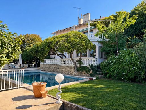 Maison 163 m² · à Marseille 2ème · 163 m² · 2 450 000 €