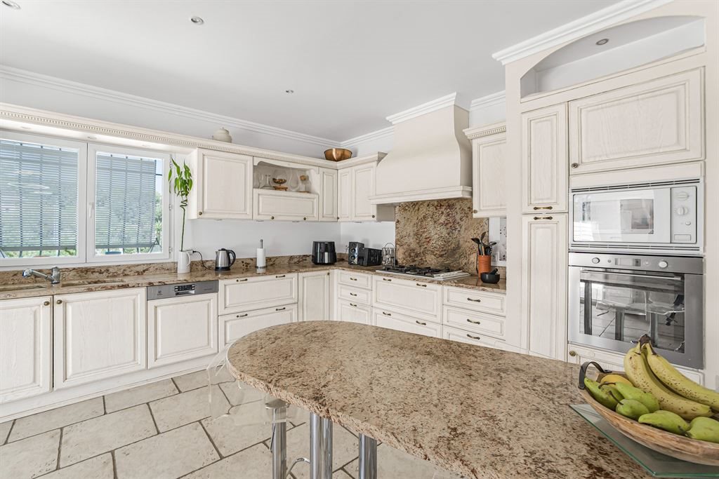 Maison à vendre, 256m², Mouans-Sartoux