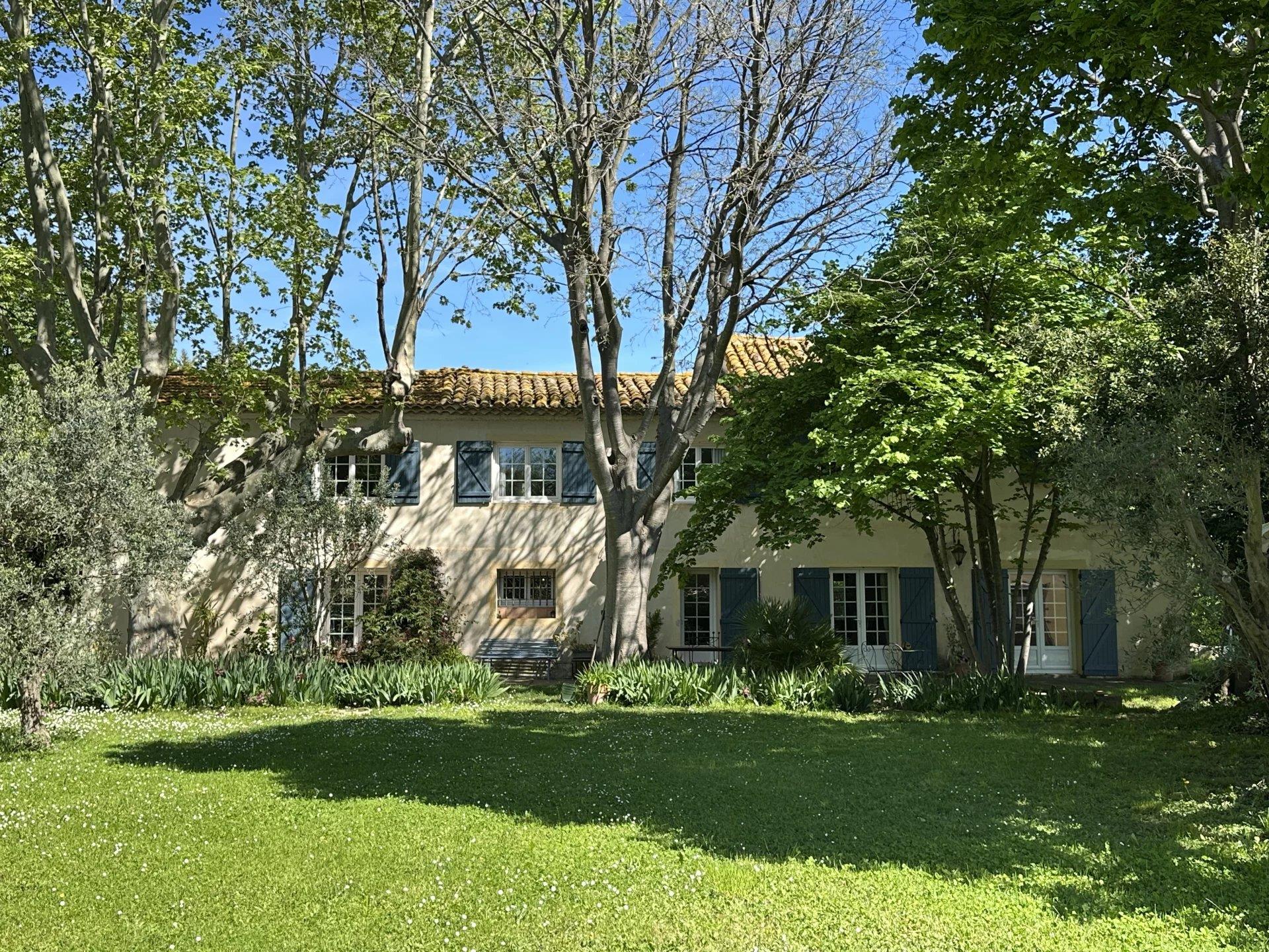 Maison à vendre, 233m², Arles