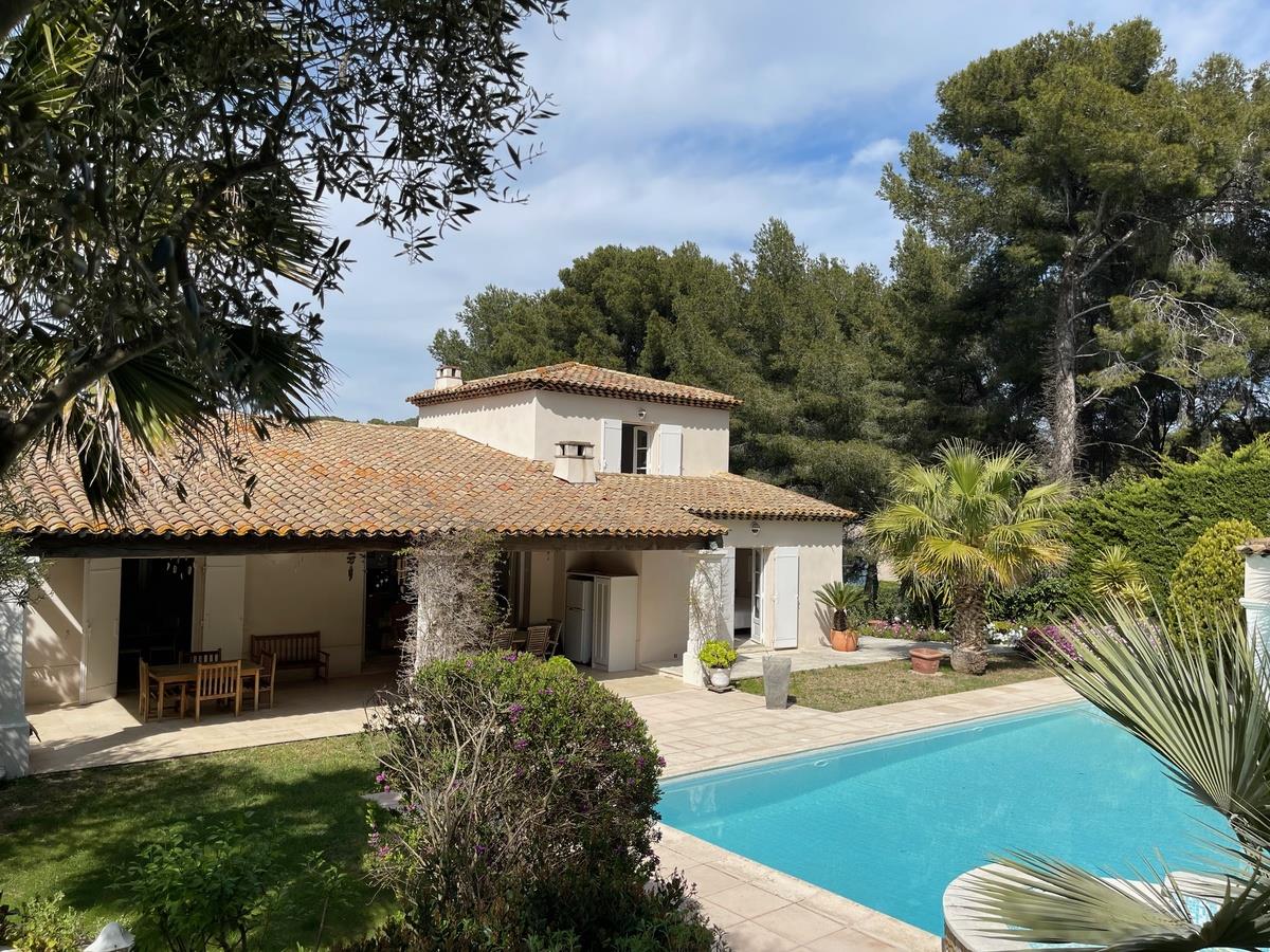 Maison à vendre, 180m², Sanary-sur-Mer