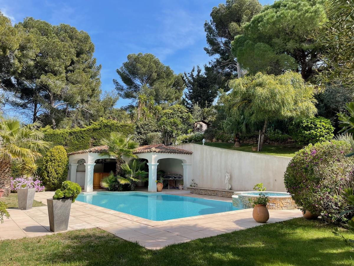 Maison à vendre, 180m², Sanary-sur-Mer