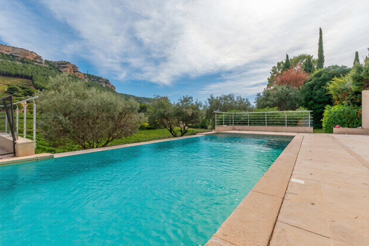 Maison à vendre, 245m², Cassis