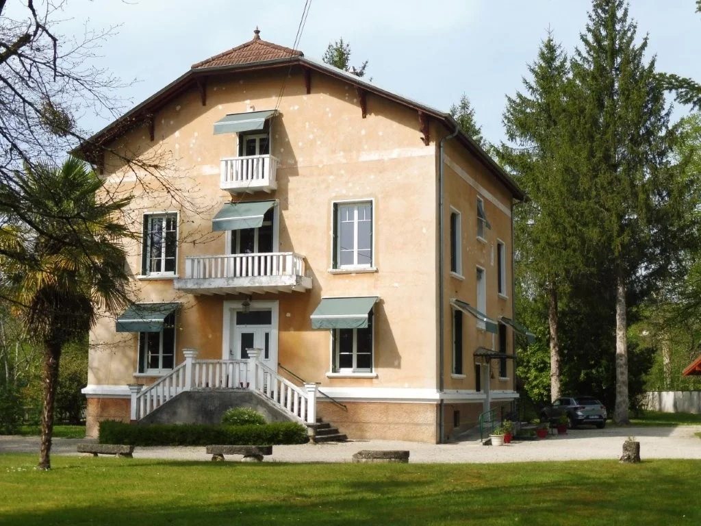 Maison à vendre, 400m², Pont-d'Ain