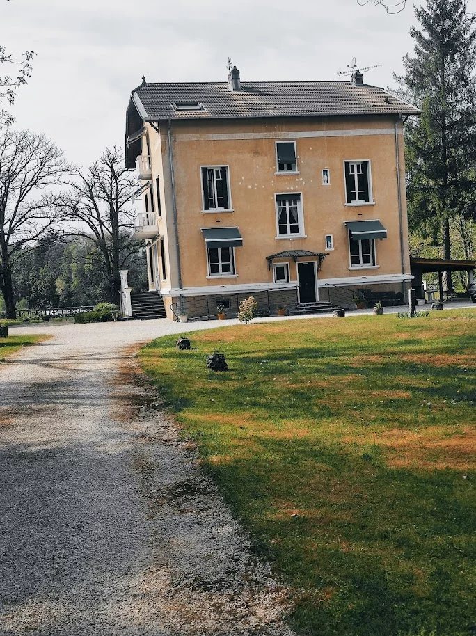 Maison à vendre, 400m², Pont-d'Ain