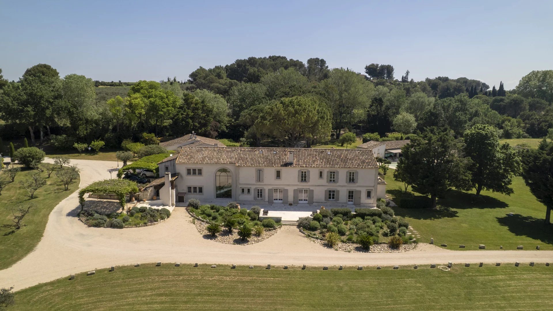 Maison à vendre, 620m², Raphèle-lès-Arles