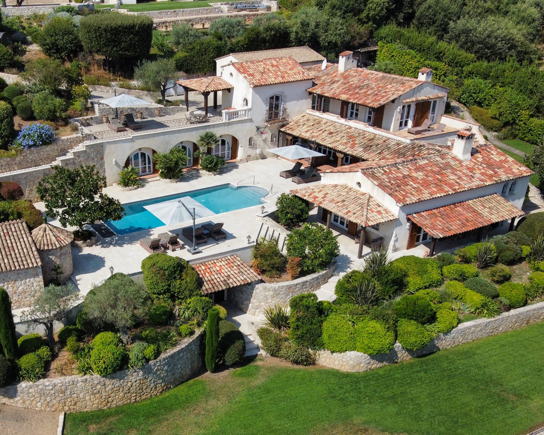 Maison à vendre, 437m², La Colle-sur-Loup