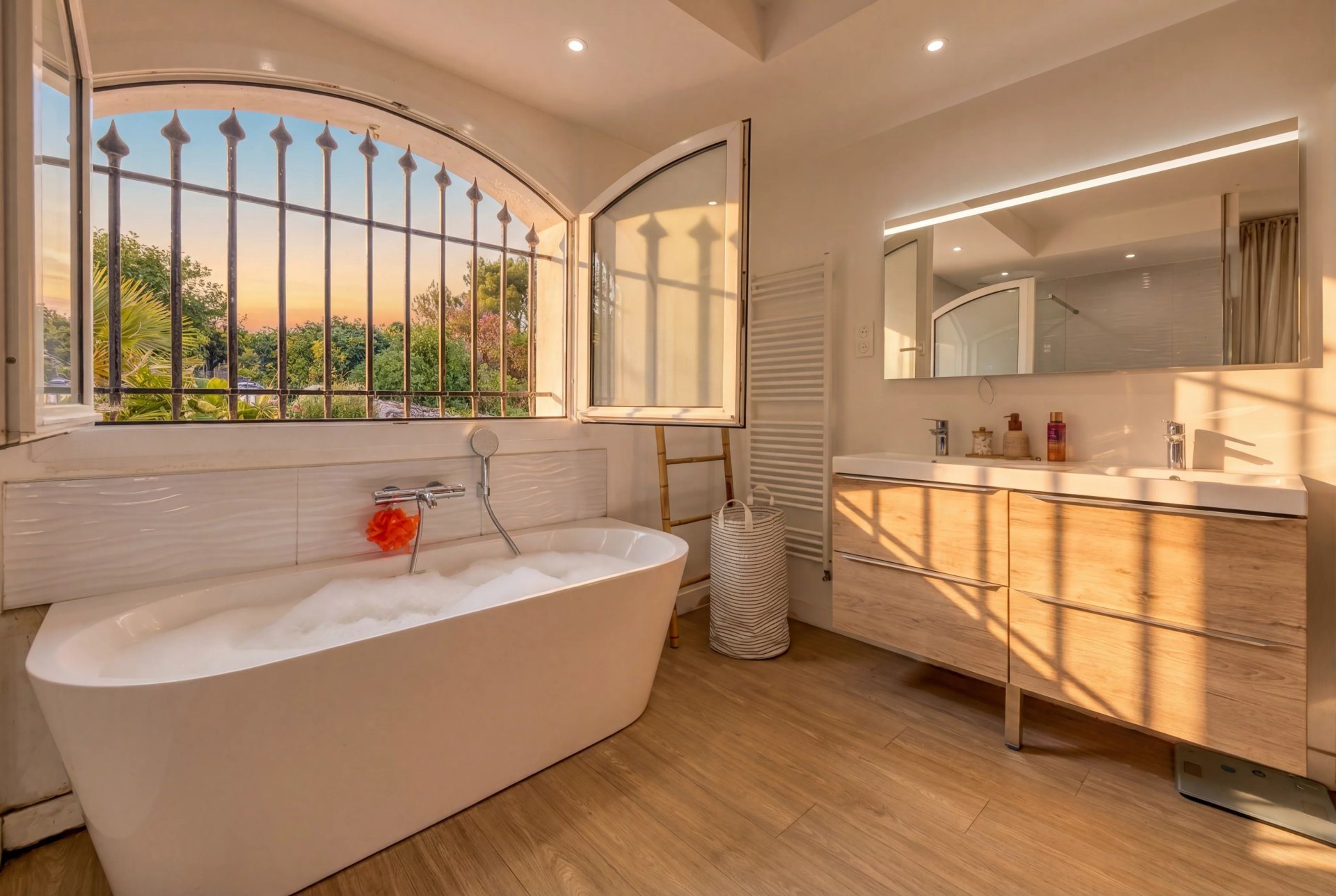 Maison à vendre, 300m², Valbonne