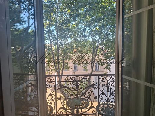 Appartement 6 pièces 172 m² · à Avignon · 172 m² · 595 000 €