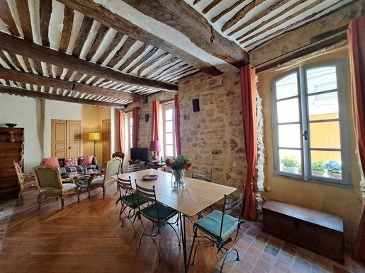 Maison 15 pièces 340 m² · à Malaucène · 340 m² · 550 000 €