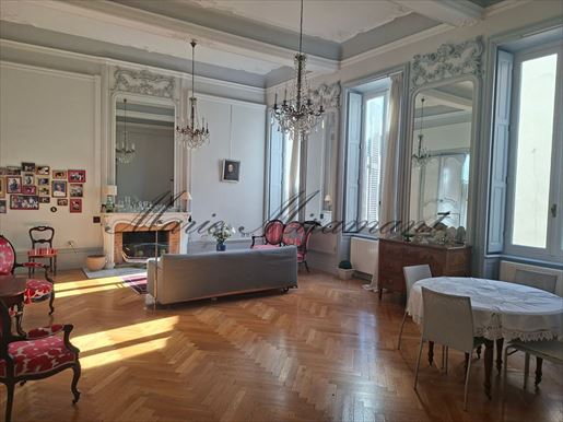 Appartement 5 pièces 128 m² · à Avignon · 128 m² · 350 000 €