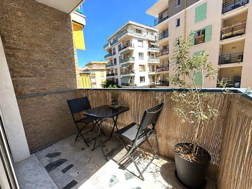 Appartement 2 pièces 54 m² · à Nice · 54 m² · 249 000 €