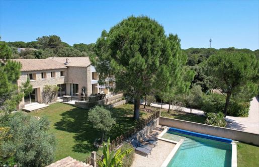 Maison 5 pièces 150 m² · à Uzès · 150 m² · 598 500 €