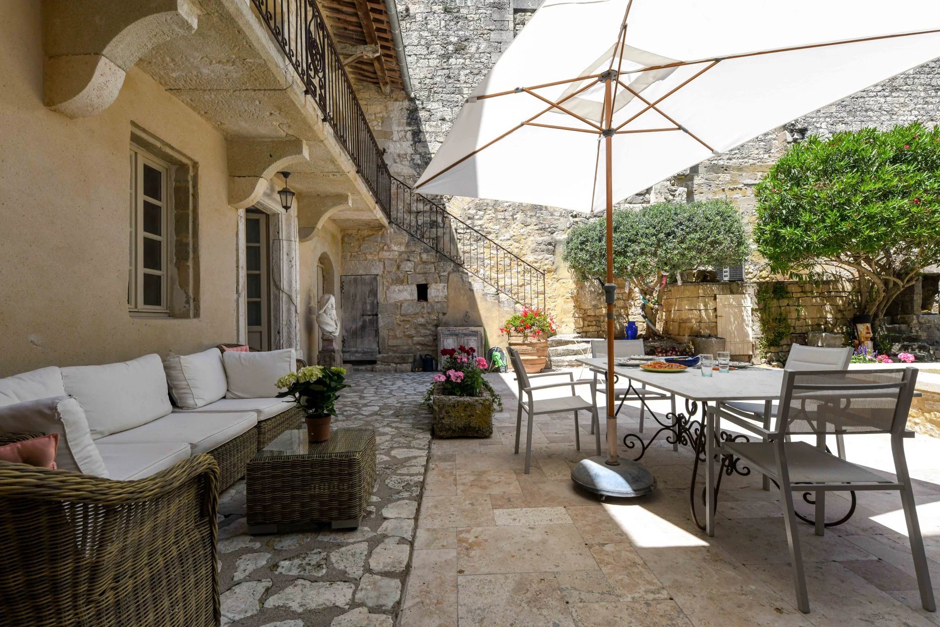 Maison à vendre, 319m², Uzès