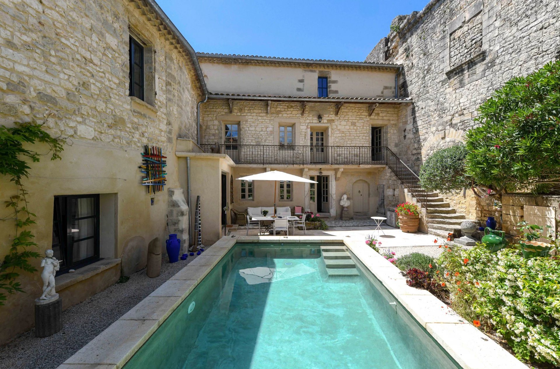Maison à vendre, 319m², Uzès