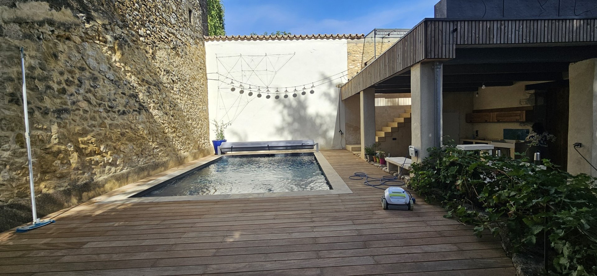 Maison à louer, 236m², Saint-Mamert-du-Gard