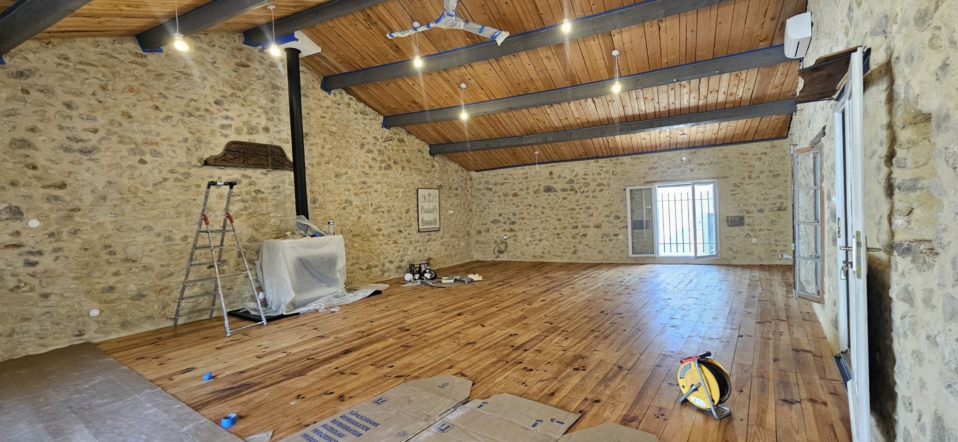 Maison à louer, 236m², Saint-Mamert-du-Gard