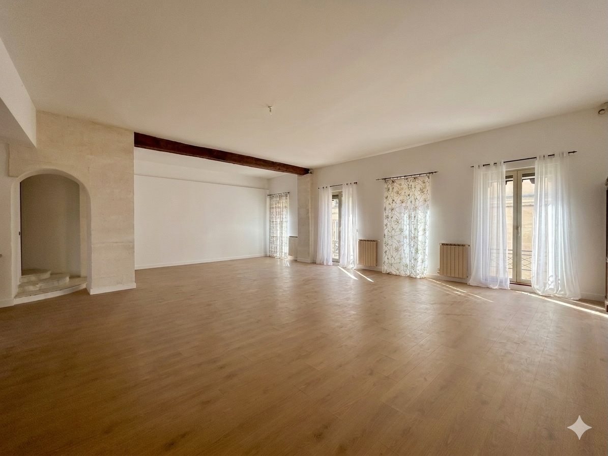 Appartement à vendre, 180m², Nîmes