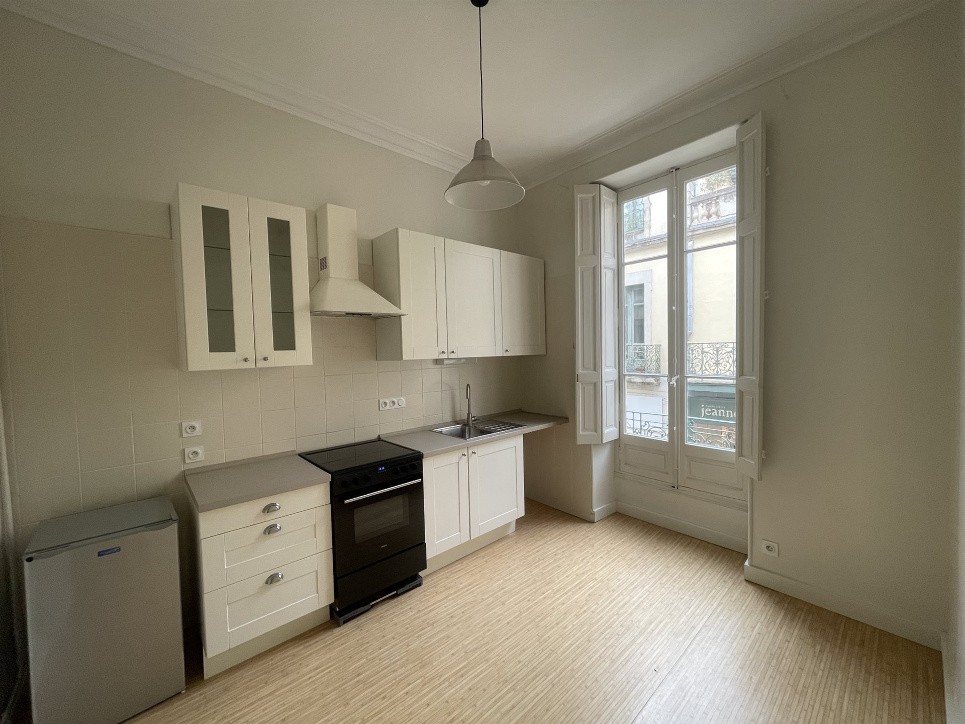 Appartement à louer, 96m², Nîmes