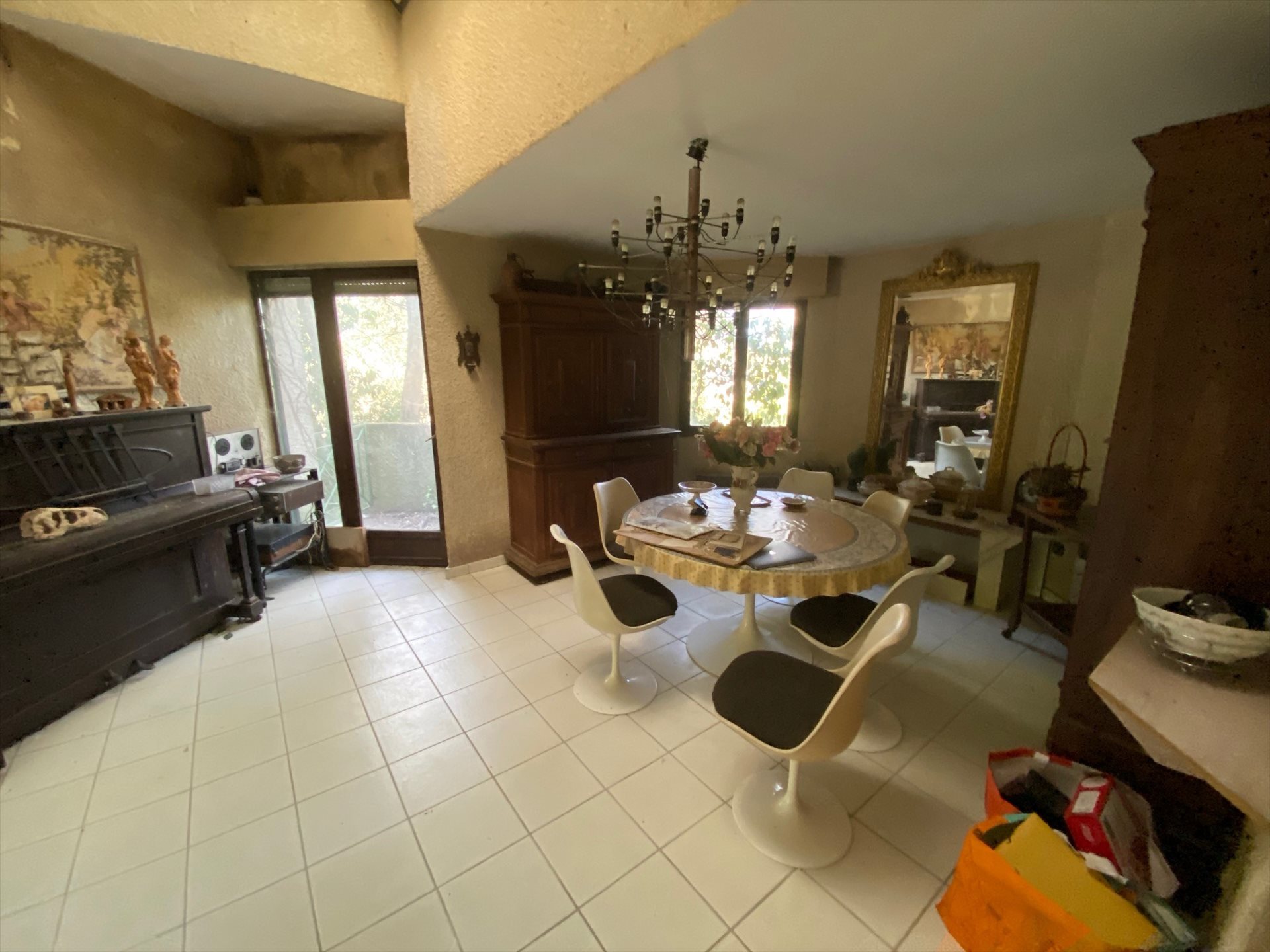 Maison à vendre, 200m², Nîmes