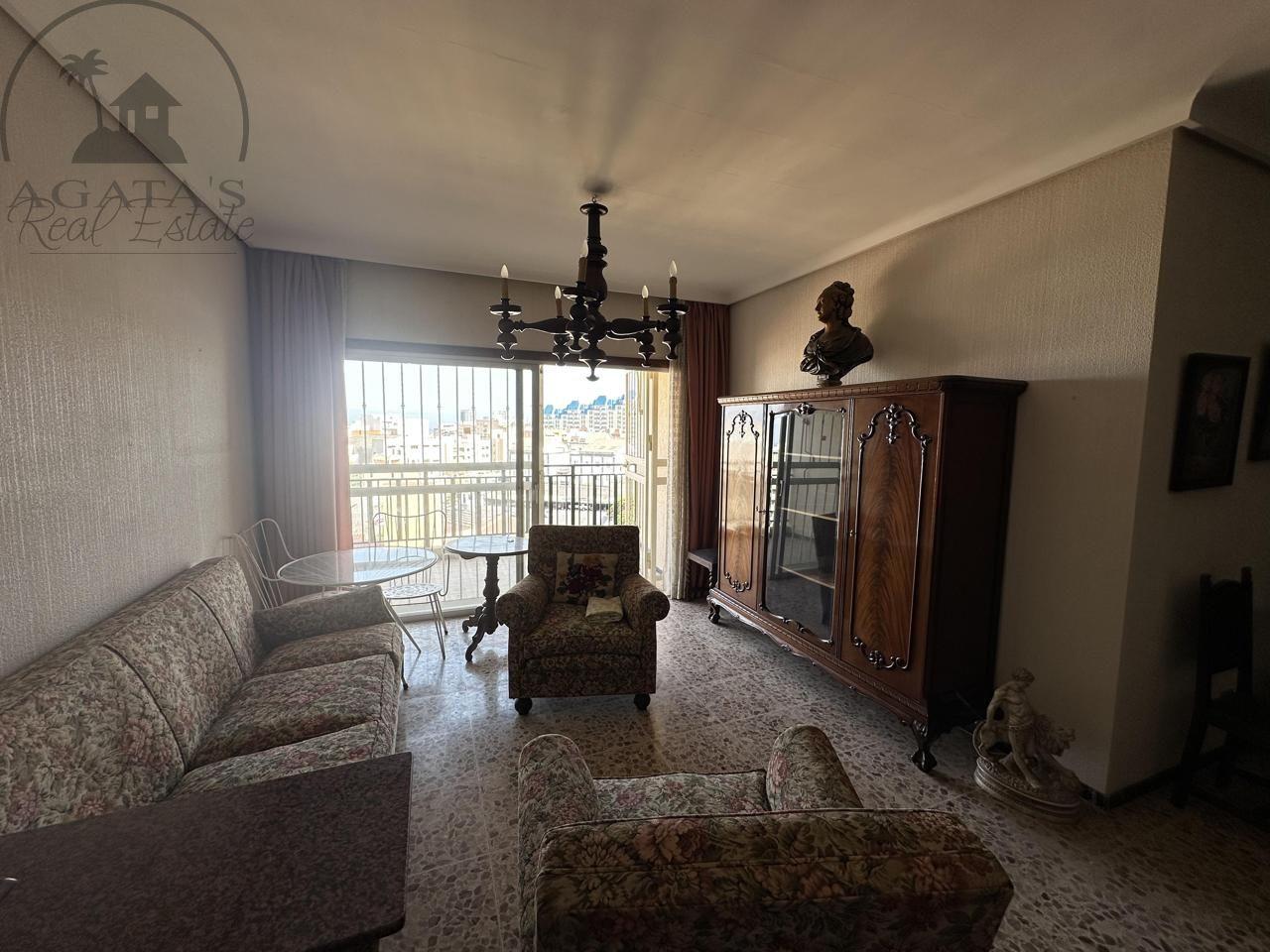 Purchase: Apartment (38007)