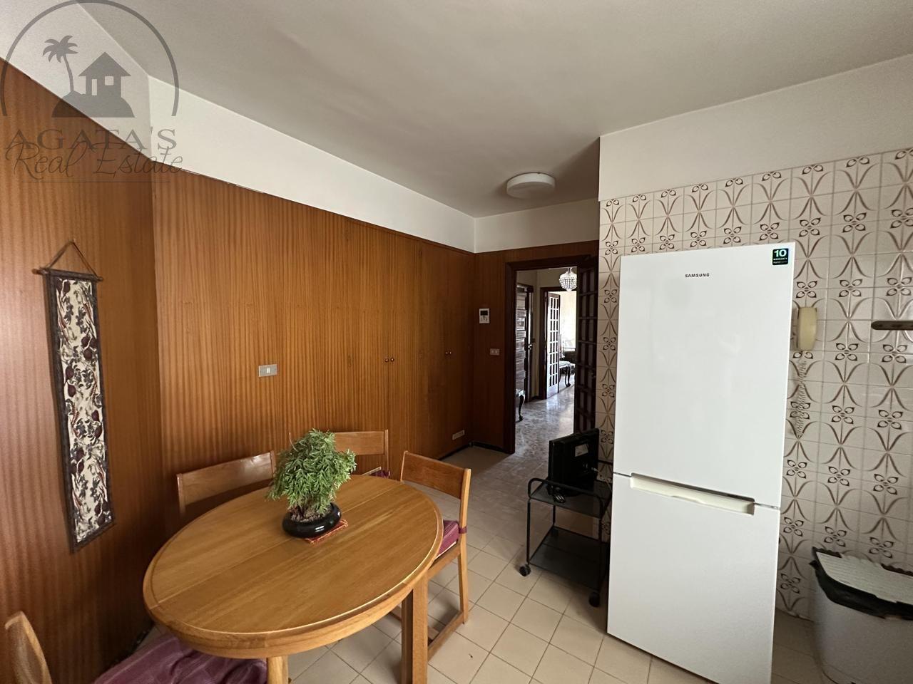 Purchase: Apartment (38007)