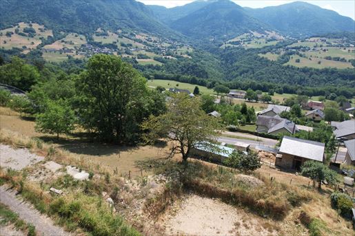 Terrain 628 m² · à Saint-Jean-d'Arvey · 628 m² · 193 000 €