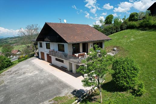 Maison 7 pièces 192 m² · à Montcel · 192 m² · 698 000 €