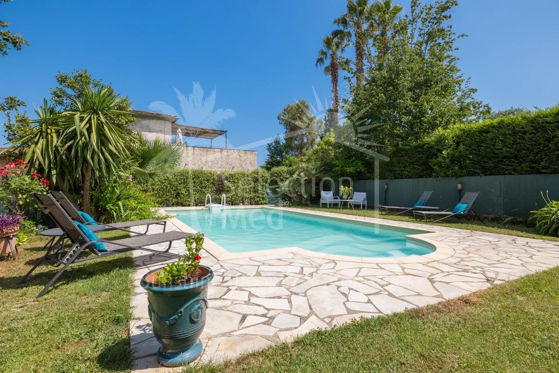 Maison à vendre, 155m², Le Rouret